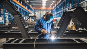 7 основных этапов изготовления металлических конструкций