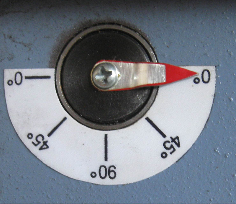 Возможность сверления под углом 0°, 45° и 90° с использованием соответствующего стопора