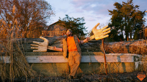 Создание гигантских подвижных рук вырезанных из дерева!