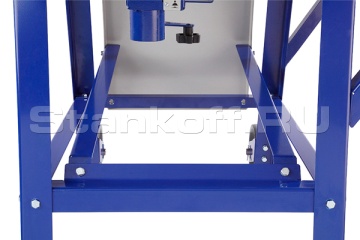 Безопасность