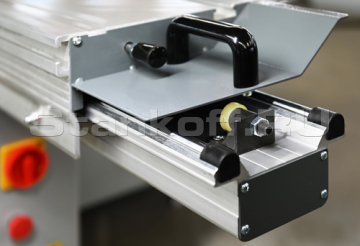 Алюминиевая роликовая каретка