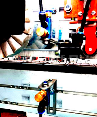 Распыление очищающего состава 