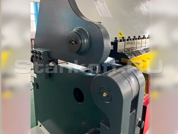 Сварная станина из стали