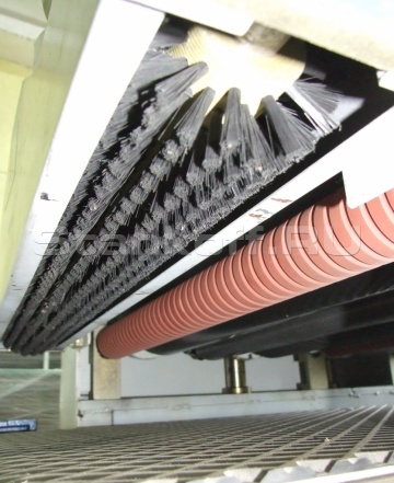 Щёточный барабан для удаления древесной пыли с поверхности заготовки