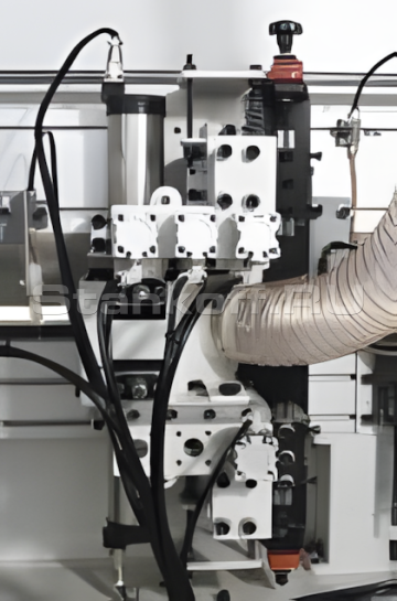 Узел фрезерный снятия свесов