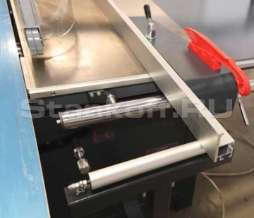 Дополнительный поддерживающий ролик