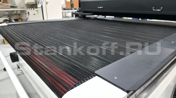 Конвейерный рабочий стол