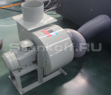 Вытяжной вентилятор 