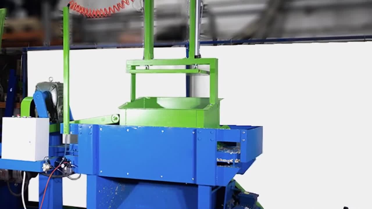 Стружечный станок CMT-1000