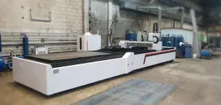 Оптоволоконный лазер для резки металла со сменным столом XTC-1560E/6000 Raycus — фото 11