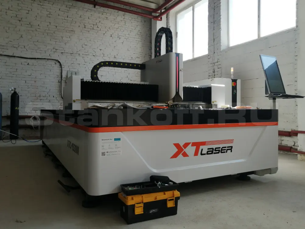 Оптоволоконный лазер для резки металла XTC-1530W/3000 Raycus