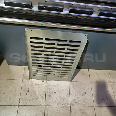 Линейные направляющие HIWIN