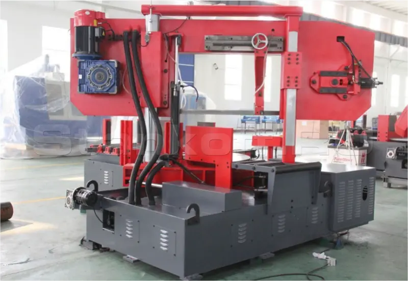 Автоматический ленточнопильный колонный станок Stalex BS-600GА