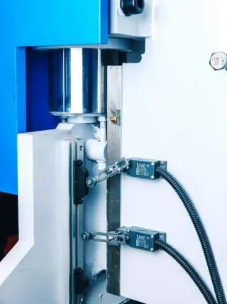 Гидравлический листогибочный пресс MetalTec HBM 125/3200М E22 — фото 3