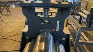 Вальцовочный станок электромеханический трехвалковый RME-2500х4 — фото 5