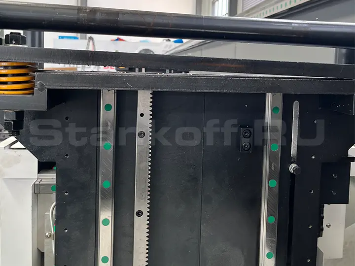 Оптоволоконный лазерный труборез HGTECH TS550-1212-3C/12000 Raycus