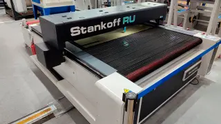 Лазерный станок CO2 с конвейерным столом JW-F 1625 180W — фото 10