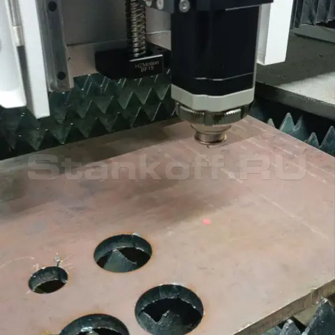 Пусконаладка оптоволоконного лазерного станка в защитной кабине XTC-1530G/6000 Raycus в Новочебоксарске