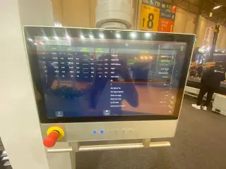 Пресс листогибочный гидравлический AD-R-30220 4 axis — фото 5