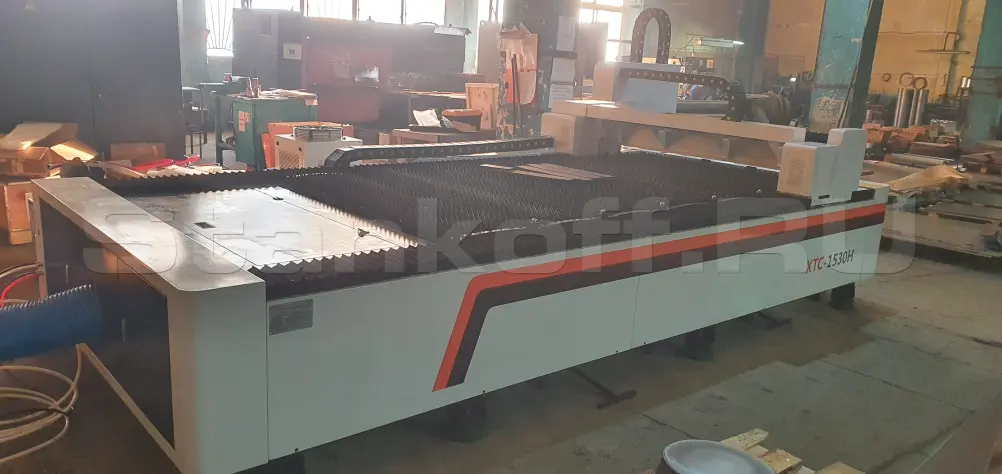Запуск оптоволоконного лазерного станка по металлу XTC-1530H/1500 Вт Raycus в Белорецке