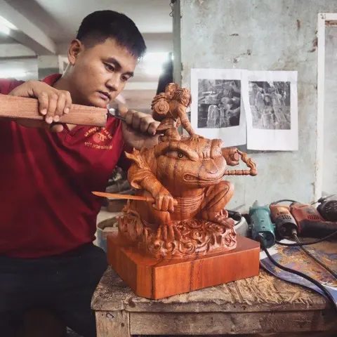 Невероятно искусная резьба по дереву от мастеров из компании DWoodart