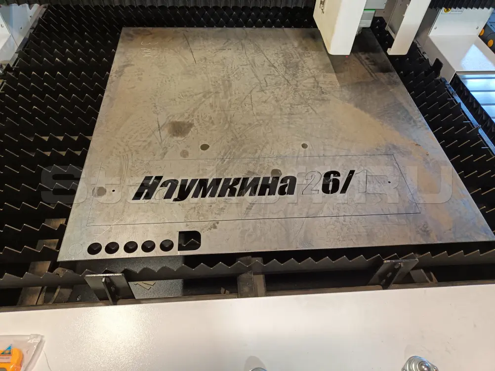 Пусконаладка оптоволоконного станка для резки металла XTC-1530H/3000 Raycus в Магнитогорске