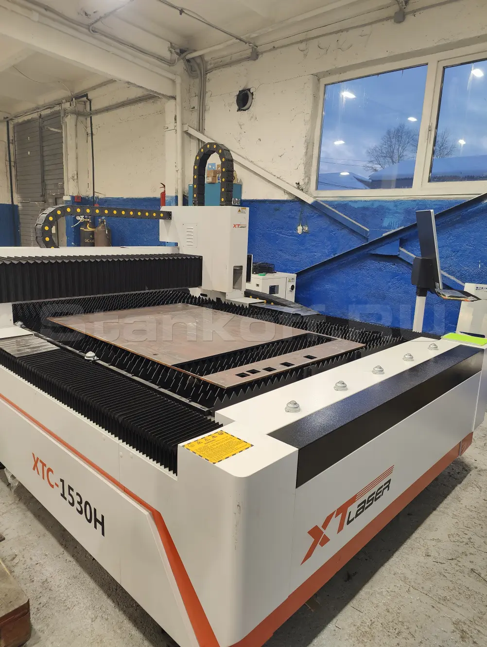 Пусконаладка оптоволоконного лазерного станка по металлу XTC-1530H/3000 Raycus в Нелидово