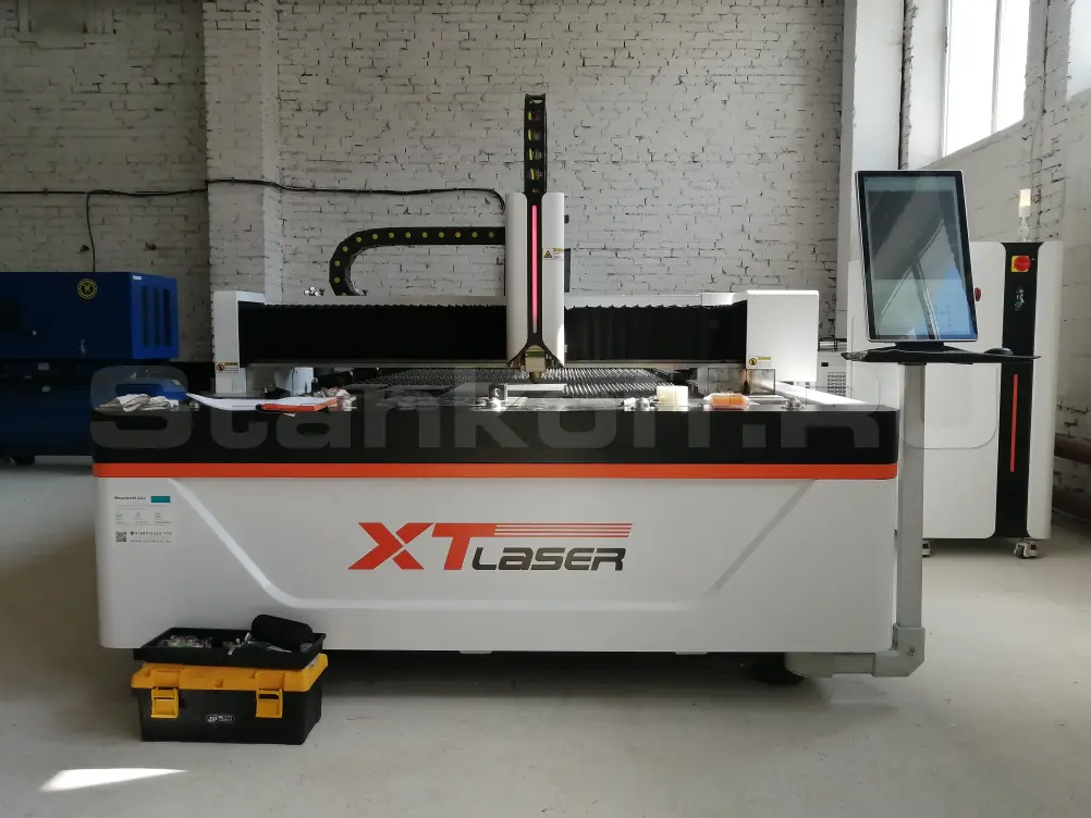 Пусконаладка оптоволоконного лазерного станка для резки металла XTC-1530W/3000 Raycus во Владимире