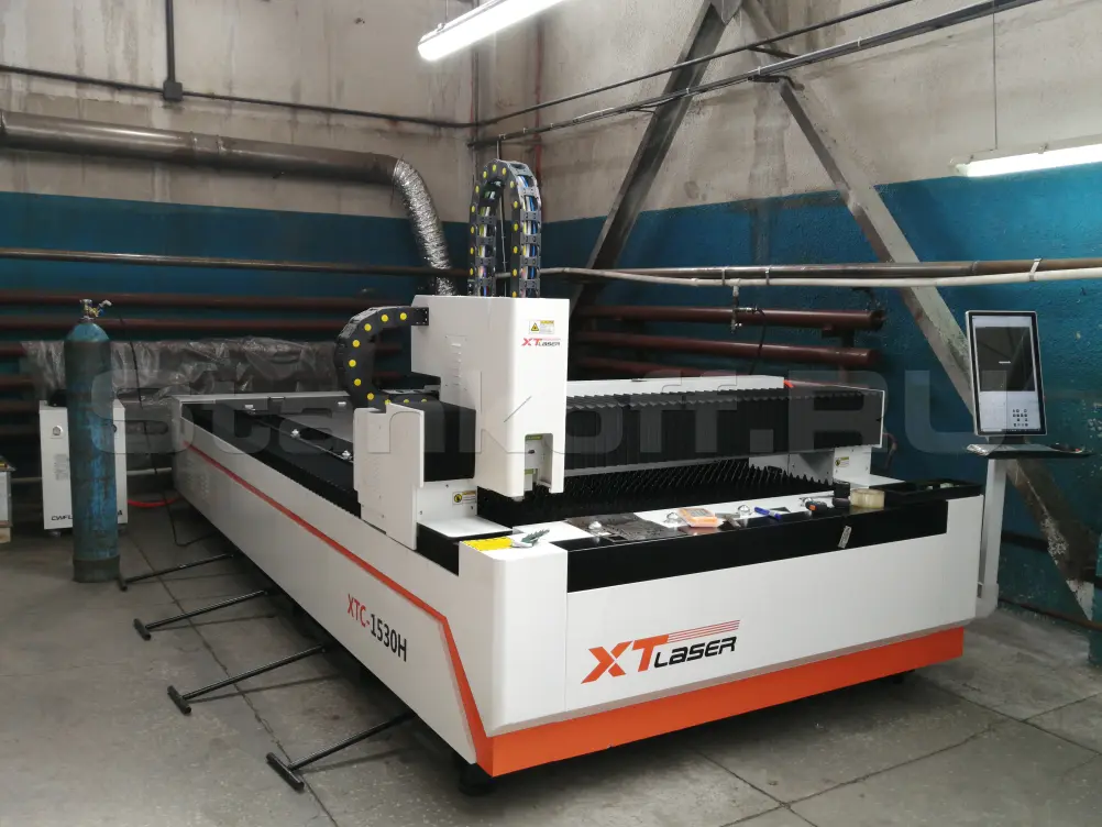 Пусконаладка оптоволоконного лазерного станка по металлу XTC-1530H/1500 Raycus в Омске