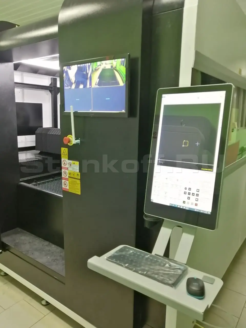 Запуск оптоволоконного лазерного станка LF3015GA/4000 IPG в Алатыре