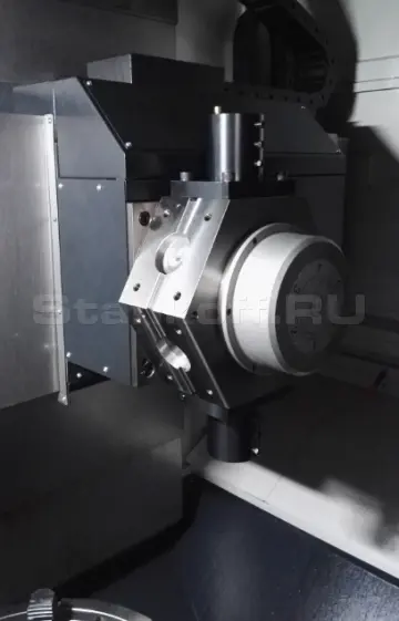 Револьверная головка с горизонтальной осью вращения (опция)