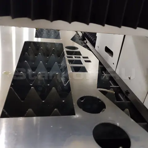 Пусконаладка оптоволоконного лазерного станка для резки металла XTC-1530H/3000 Raycus и гидравлического листогибочного пресса KRRASS PBS 135/3200 4 axis в Набережных Челнах