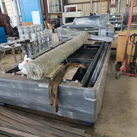 Пусконаладка оптоволоконного лазерного станка по металлу STL-1530FP/4000 Raycus в Томске