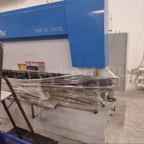 Пусконаладка оптоволоконного лазерного станка XTC-1530H/1500 Raycus и листогибочного 2-осевого гидравлического пресса HBM 63/2500С TP10S в Самаре