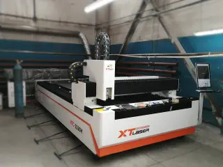 Оптоволоконный лазерный резак по металлу XTC-1530H/1000 Raycus — фото 9