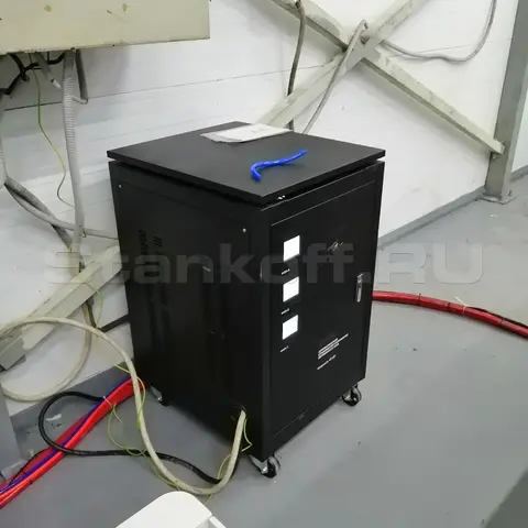 Стабилизатор напряжения
