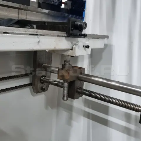 Пусконаладка гидравлического листогибочного пресса MetalTec HBM 40/2500 E22 в Казани