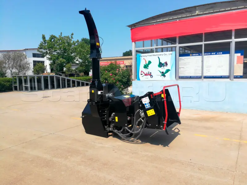 Измельчитель древесины на трактор BX102R