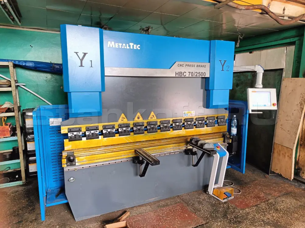 Листогибочный пресс с ЧПУ Metaltec 4+1 MT-15 HBC 70/2500 4 axis