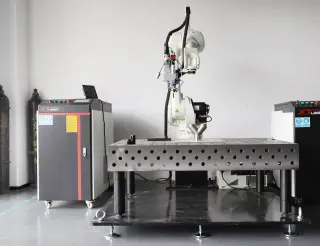 Роботизированный комплекс лазерной сварки металла ROBOT XTW-2000/Raycus — фото 3