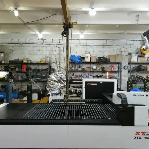 Поставка и пусконаладка оптоволоконного лазера для резки металла XTC-1530W/2000 Raycus в Ангарске