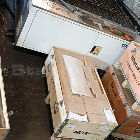 Пусконаладка высокомощного оптоволоконного лазерного станка в защитной кабине XTC-1530GP/12000 Raycus в Омске