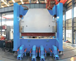 Гидравлический листогибочный пресс с чпу тяжелой серии MetalTec HBC 500/6000 DTS 4 axis — фото 5