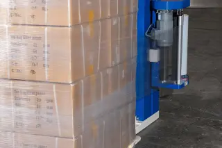 Паллетоупаковщик с моторизированной кареткой с престрейчем и прижимом HL-1500P Pro — фото 13