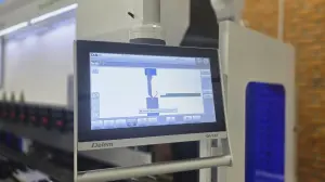 Сравнение систем ЧПУ Delem: DA-53Tx, DA-58Tx, DA-66S и DA-69S
