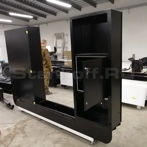 Запуск лазерного оптоволоконного станка с кабиной LF3015GA/3000 Raycus в Красноярске