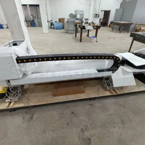 Пусконаладка оптоволоконного лазерного станка для резки листов и труб XTC-1530HT/3000 Raycus в Ижевске