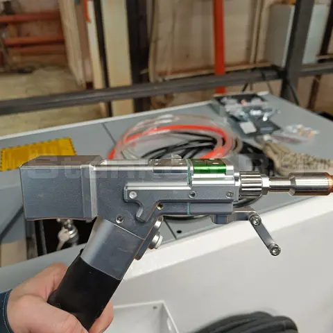 Пусконаладка оптоволоконного лазерного аппарата 3 в 1 LM-2000CW/1500 Raycus в Москве
