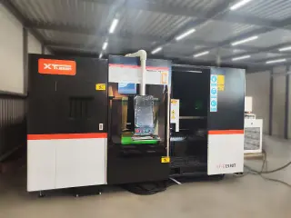 Оптоволоконный лазер в кабине для листов и труб XTC-1530GT/3000 Raycus — фото 8