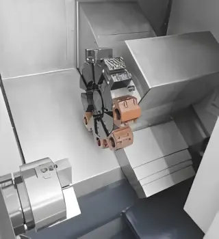 Токарный обрабатывающий центр с ЧПУ NINGBO BLIN MACHINERY BL-S32T — фото 3